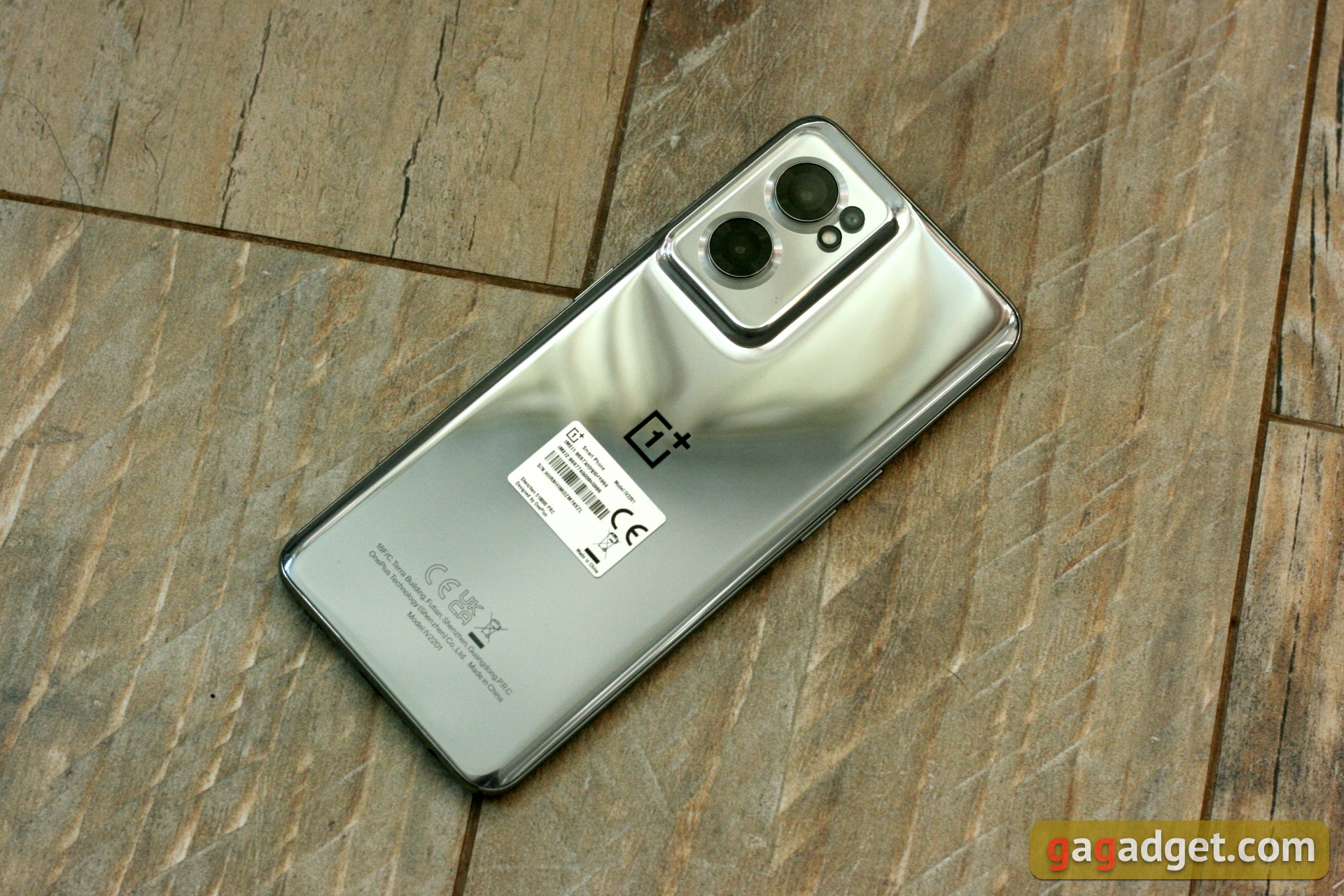 Oneplus Nord CE 2 5G recension: en välfylld smartphone för 305 dollar