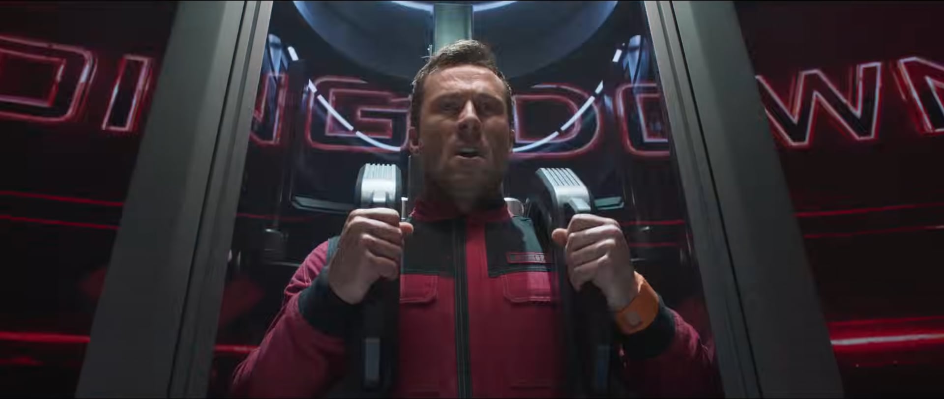 Ett stillbild från trailern för Running Man 2025. Illustration: Paramount Pictures