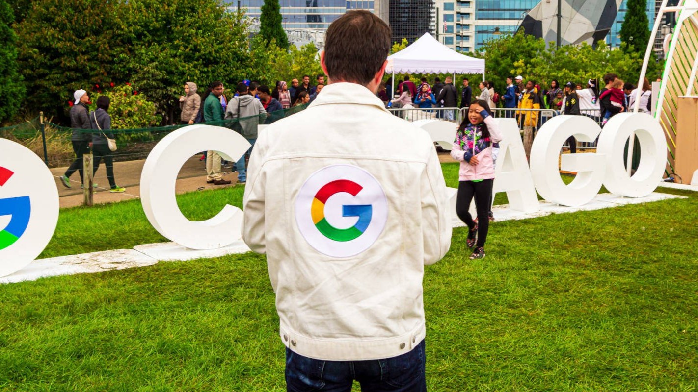 Googles entreprenörer som arbetade med chatboten Bard har organiserat sig fackligt efter massuppsägningar